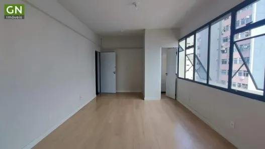 Sala Comercial para alugar, 24m² no Santa Efigênia, Belo Horizonte