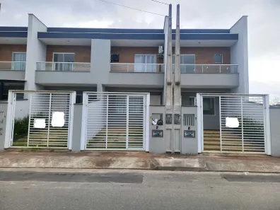 Sobrado com 3 Quartos à venda, 101m² no Floresta, Joinville