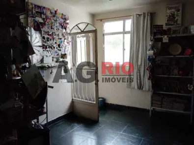 Casa com 3 Quartos à venda, 126m² no Realengo, Rio de Janeiro