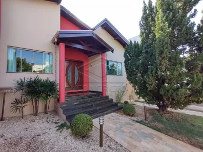Casa de Condomínio com 3 Quartos à venda, 360m² no Vila Aviação, Bauru