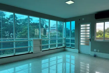 Prédio Comercial para alugar, 550m² no Vila Leonor, Guarulhos