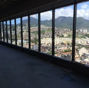 Sala Comercial para alugar, 6250m² no Santo Cristo, Rio de Janeiro