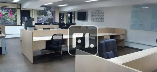Sala Comercial à venda, 312m² no Cidade Monções, São Paulo
