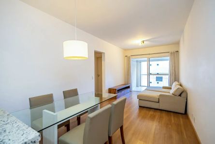 Apartamento com 2 Quartos à venda, 70m² no Centro, Curitiba