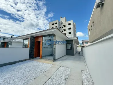 Casa com 3 Quartos à venda, 70m² no Nova Palhoça, Palhoça