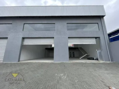 Galpão/Depósito/Armazém para alugar, 370m² no Centro, Mogi das Cruzes