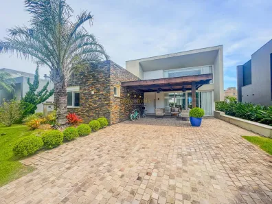 Casa de Condomínio com 4 Quartos à venda, 222m² no Remanso, Xangri-lá
