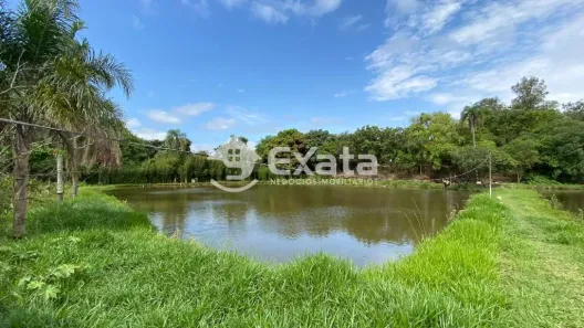 Fazenda/Sítio com 3 Quartos à venda, 180m² no Caputera, Sorocaba