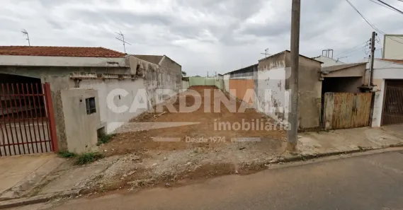 Lote/Terreno à venda, 375m² no Vila São José, São Carlos