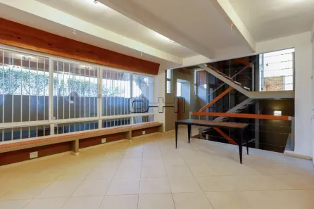 Casa com 3 Quartos à venda, 360m² no Sumaré, São Paulo