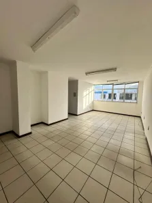 Sala Comercial para alugar, 38m² no Itapuã, Salvador