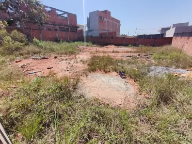Lote/Terreno à venda, 200m² no Ajuda de Cima, Macaé
