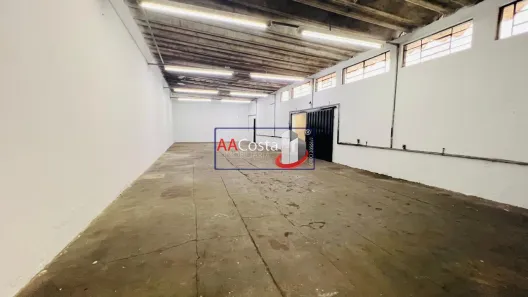Galpão/Depósito/Armazém à venda, 217m² no Jardim Maria Rosa, Franca