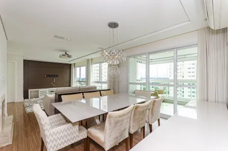 Apartamento com 3 Quartos à venda, 174m² no Campo Comprido, Curitiba