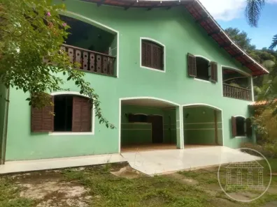 Fazenda/Sítio com 6 Quartos à venda, 320m² no Centro, Embu-Guaçu