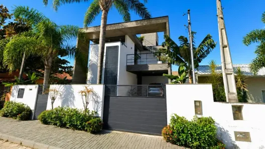 Casa com 3 Quartos à venda, 236m² no Centro, Penha