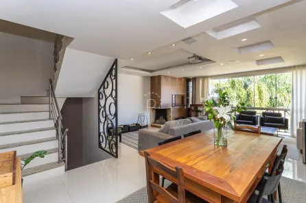 Casa de Condomínio com 3 Quartos à venda, 223m² no Sétimo Céu, Porto Alegre