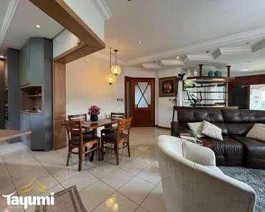 Casa com 3 Quartos para alugar, 358m² no Santo Inácio, Santa Cruz do Sul