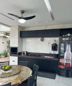 Casa com 4 Quartos à venda, 235m² no Plano Diretor Sul, Palmas