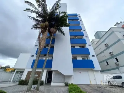 Apartamento com 1 Quarto para alugar, 40m² no Universitário, Criciúma
