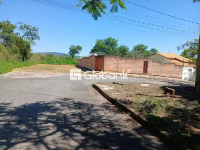 Lote/Terreno à venda, 242m² no Jaraguá, Montes Claros