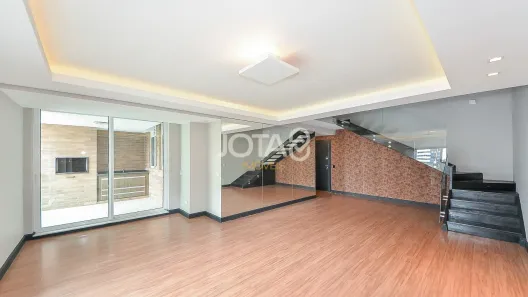 Apartamento com 2 Quartos para alugar, 111m² no Batel, Curitiba