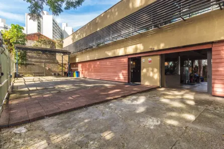 Casa com 3 Quartos para venda ou aluguel, 396m² no Caxingui, São Paulo