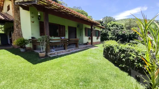 Casa de Condomínio com 3 Quartos à venda, 144m² no Pedro do Rio, Petrópolis