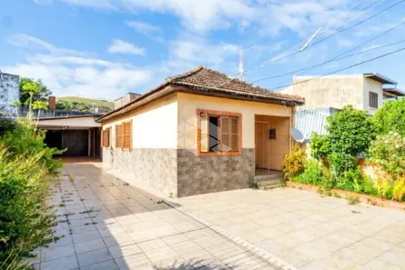 Casa com 2 Quartos à venda, 185m² no Vila João Pessoa, Porto Alegre