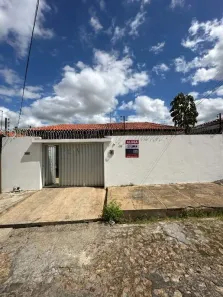 Casa com 5 Quartos para alugar, 154m² no Aeroporto, Teresina