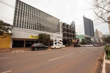 Sala Comercial para alugar, 3800m² no Centro, Cascavel