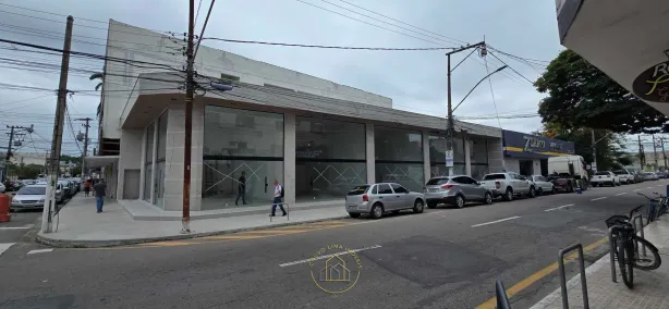Ponto Comercial para alugar, 75m² no Centro, Macaé