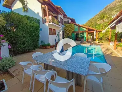 Casa de Condomínio com 4 Quartos à venda, 300m² no Itacoatiara, Niterói