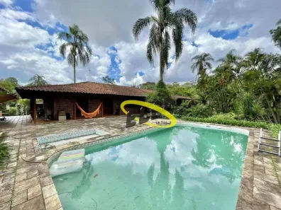 Casa com 5 Quartos para alugar, 757m² no Vila Santo Antônio, Cotia