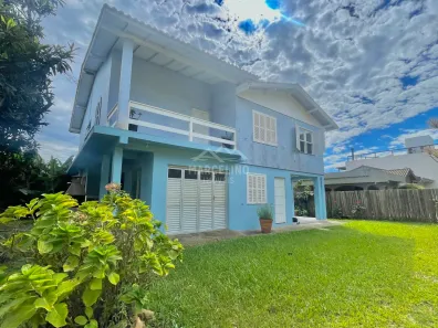 Casa com 10 Quartos à venda, 450m² no , Garopaba