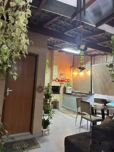 Casa com 3 Quartos à venda, 150m² no Coliseu, Londrina