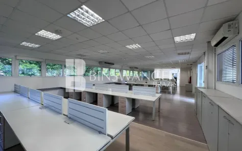 Sala Comercial para alugar, 694m² no Vila Olímpia, São Paulo