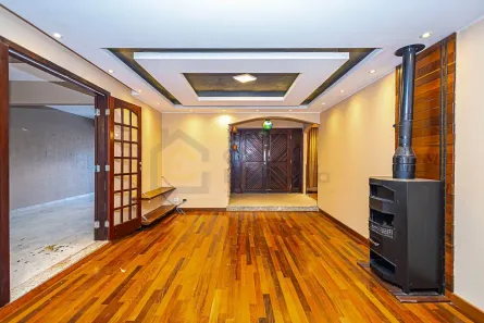 Casa com 3 Quartos à venda, 247m² no Santa Cândida, Curitiba