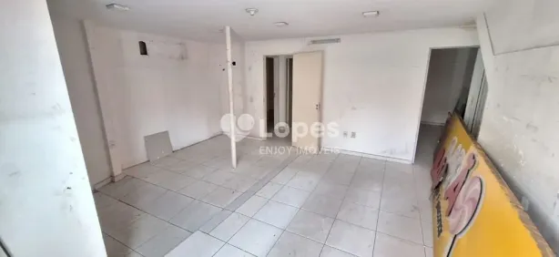 Ponto Comercial para alugar, 60m² no Grajaú, Rio de Janeiro