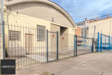 Galpão/Depósito/Armazém com 4 Quartos à venda, 456m² no Navegantes, Porto Alegre