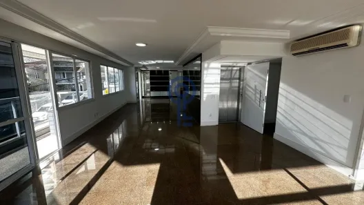 Apartamento com 4 Quartos para alugar, 180m² no Agronômica, Florianópolis