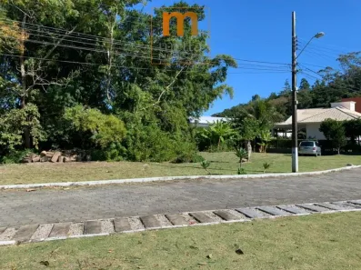 Lote/Terreno à venda, 716m² no Sambaqui, Florianópolis
