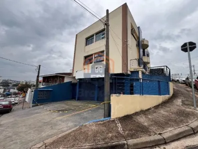 Prédio Comercial com 6 Quartos à venda, 476m² no Vila Nova Esperia, Jundiaí