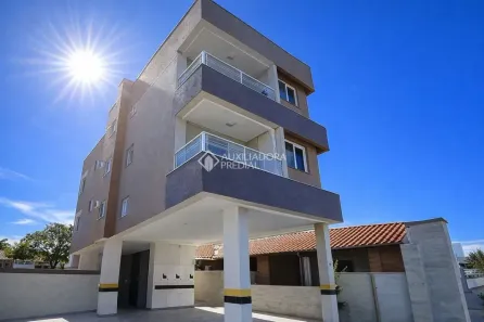 Apartamento com 2 Quartos à venda, 65m² no Carianos, Florianópolis