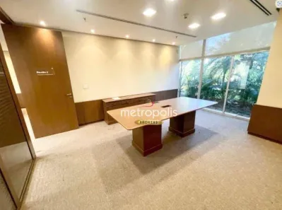 Sala Comercial para alugar, 542m² no Vila Nova Conceição, São Paulo