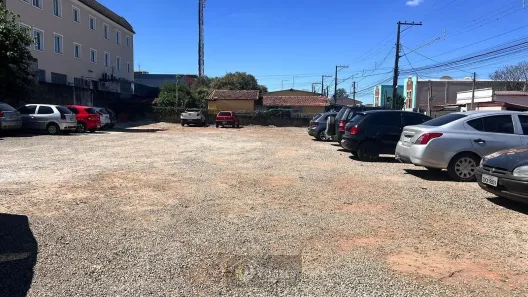 à venda, 1000m² no Centro, Holambra