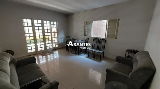 Casa com 4 Quartos à venda, 186m² no Santa Luzia, Uberlândia