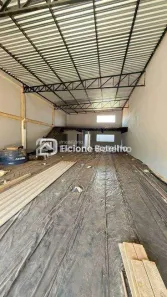 Galpão/Depósito/Armazém à venda, 295m² no Jardim Holanda, Uberlândia