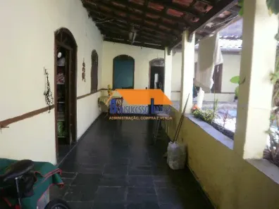 Casa com 4 Quartos à venda, 300m² no Novo Glória, Belo Horizonte