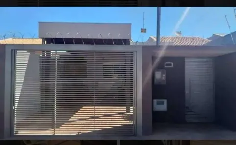 Casa com 2 Quartos à venda, 81m² no Jardim Itamaracá, Campo Grande